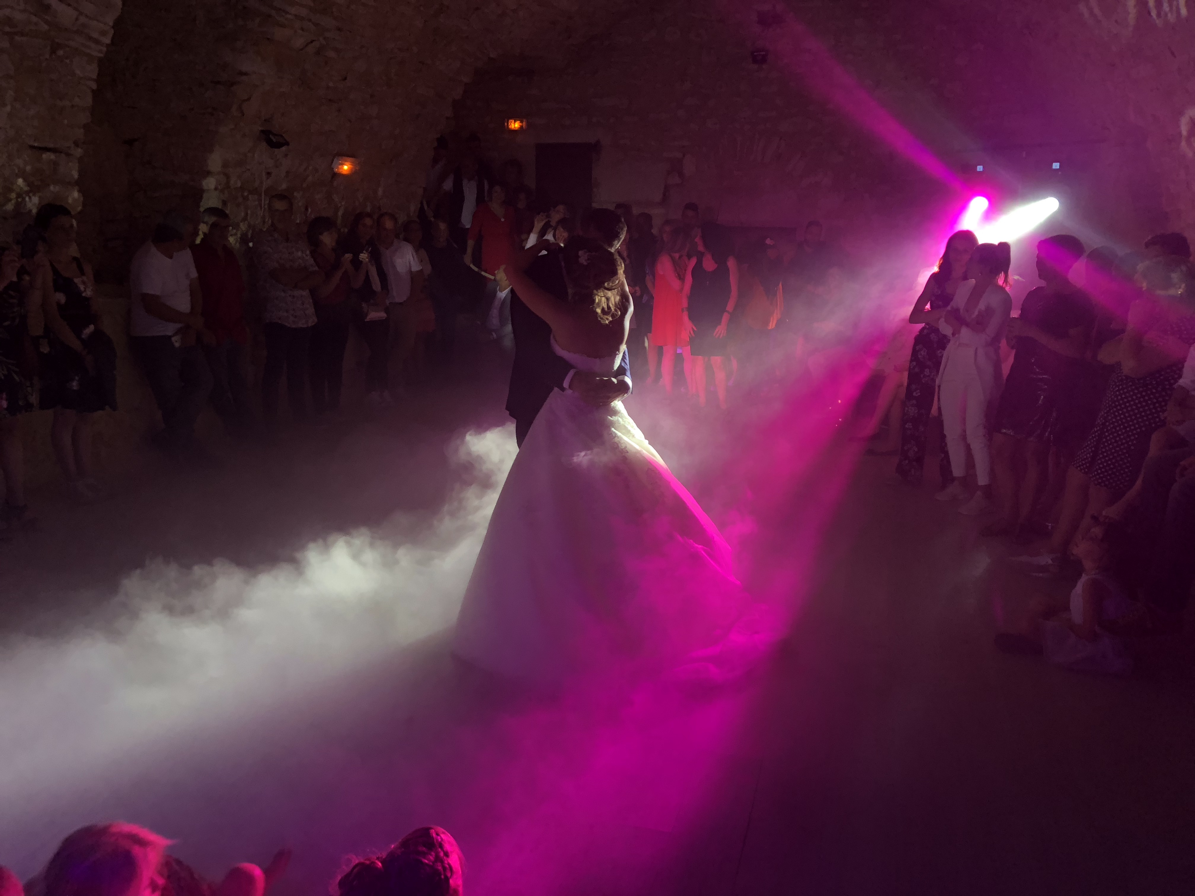 Ouverture De Bal Mariage Chateau Roussillon Gay Evenement